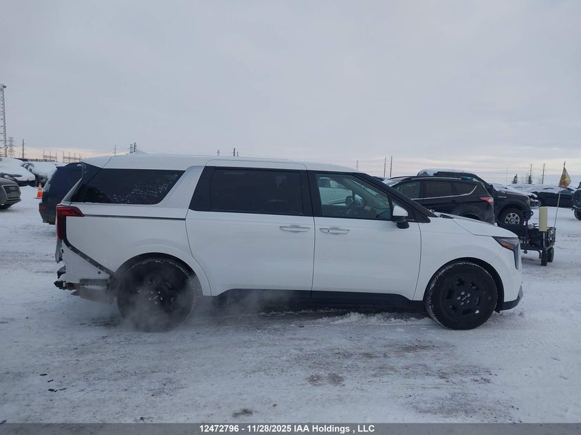 KNDNB5K30S6522583 2025 KIA CARNIVAL photo no. 14