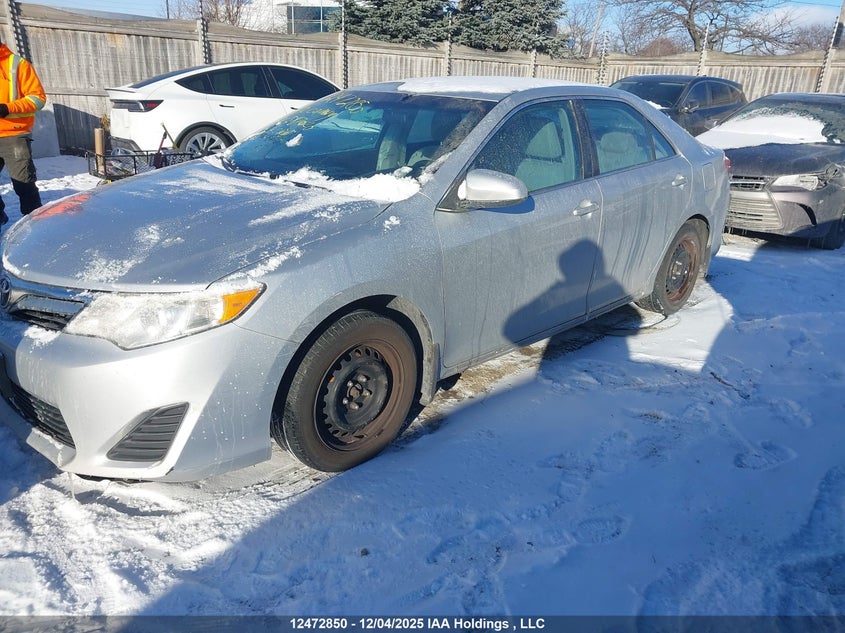 4T1BF1FK3CU587020 2012 TOYOTA CAMRY photo no. 14