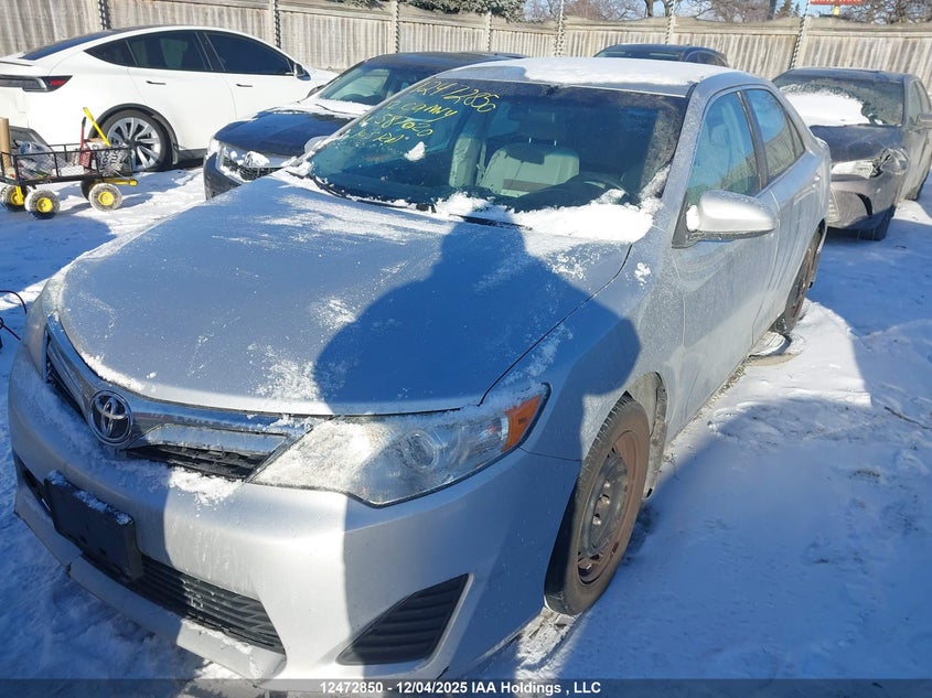 4T1BF1FK3CU587020 2012 TOYOTA CAMRY photo no. 2