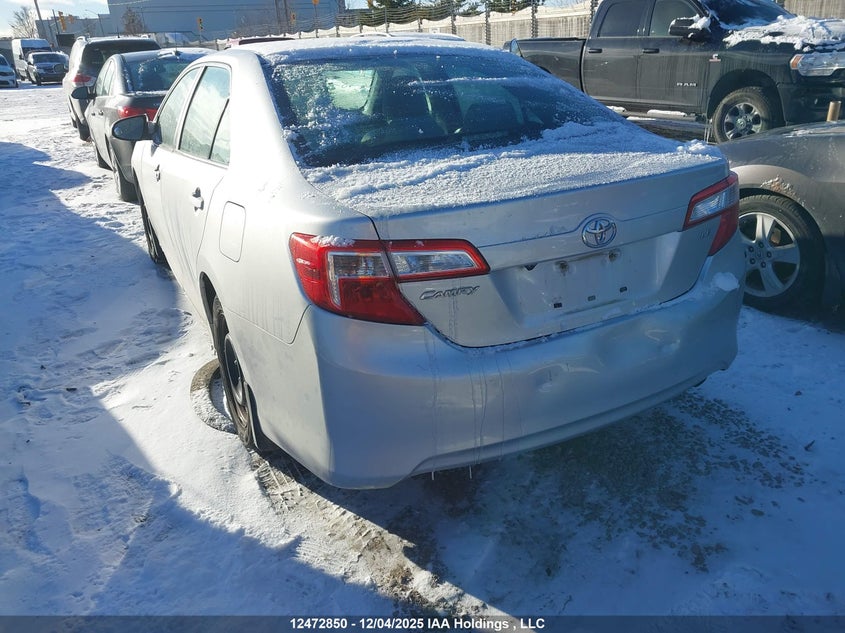 4T1BF1FK3CU587020 2012 TOYOTA CAMRY photo no. 3