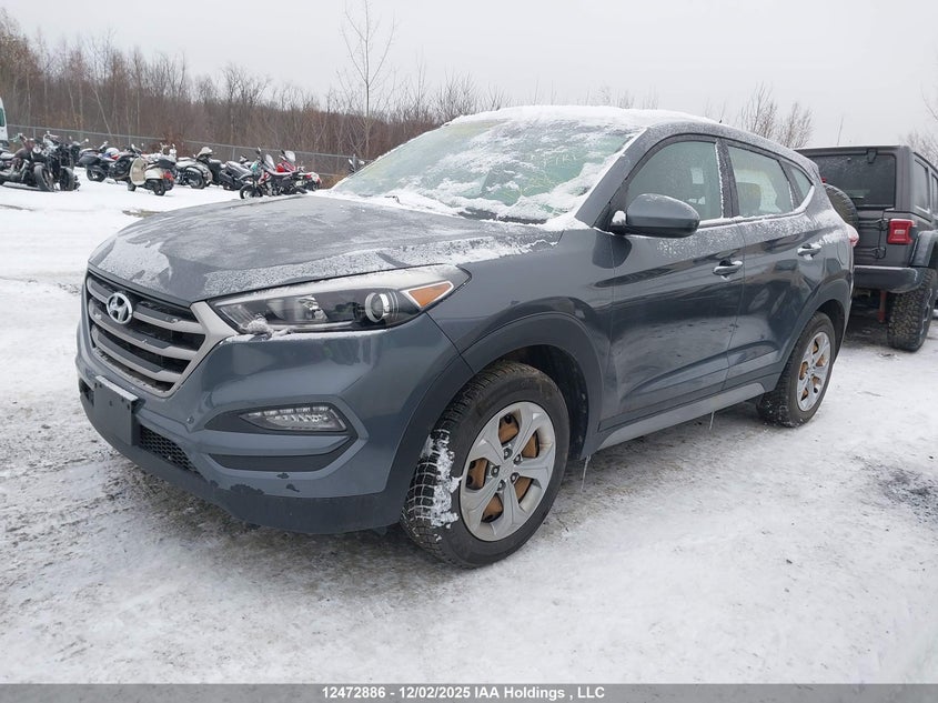 KM8J2CA48JU619937 2018 HYUNDAI TUCSON photo no. 2