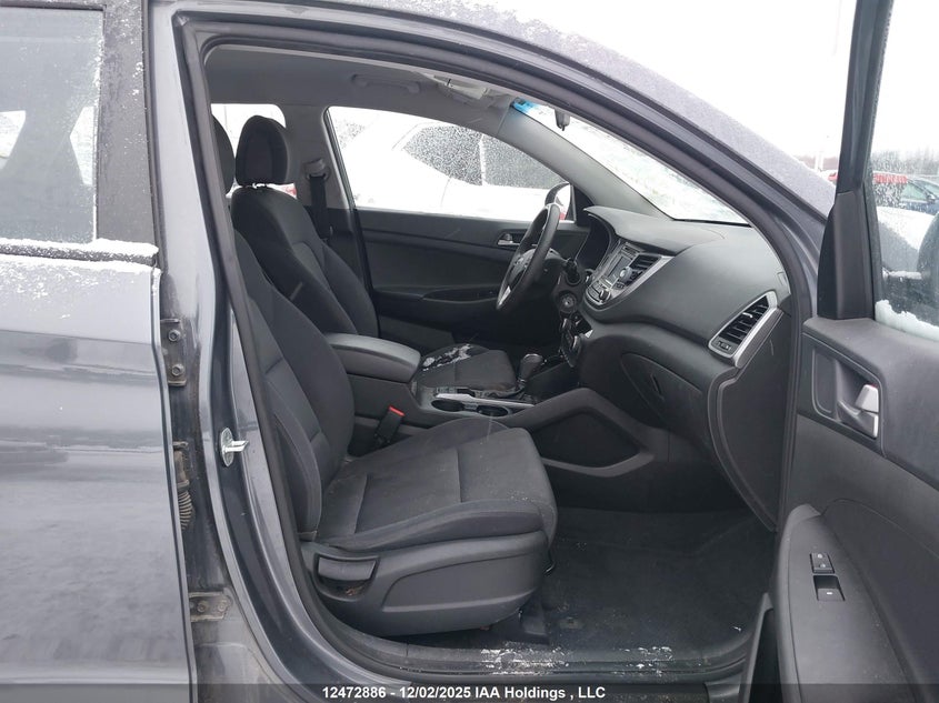 KM8J2CA48JU619937 2018 HYUNDAI TUCSON photo no. 5