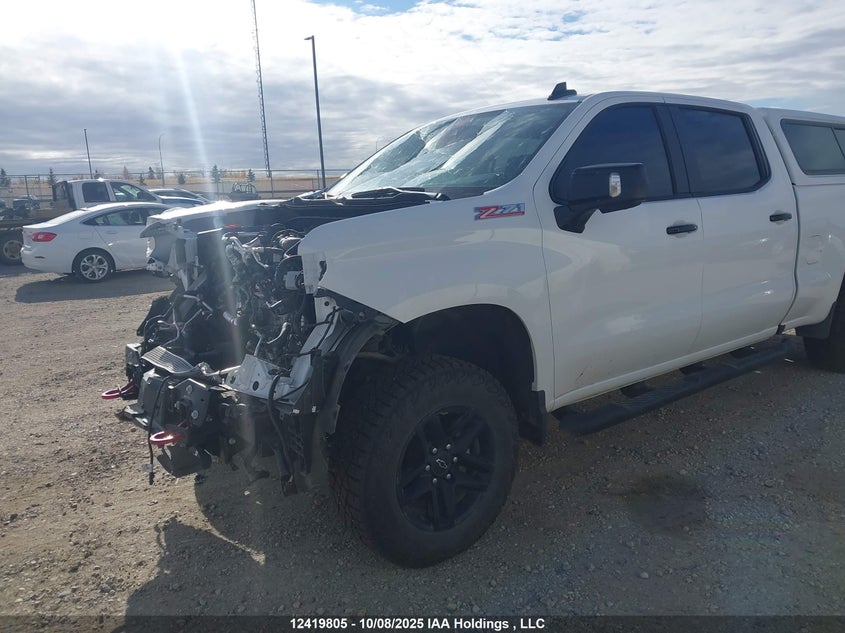 2025 Chevrolet Silverado 1500 4Wd Lt Trail Boss/Lt Trail Boss VIN: 3GCUKFE83SG232832 Lot: 12419805X