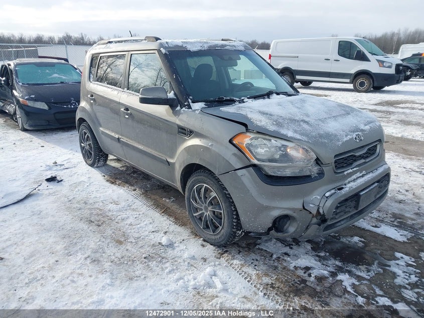 KNDJT2A62D7621943 2013 Kia Soul +/!/Sport auction photo 1