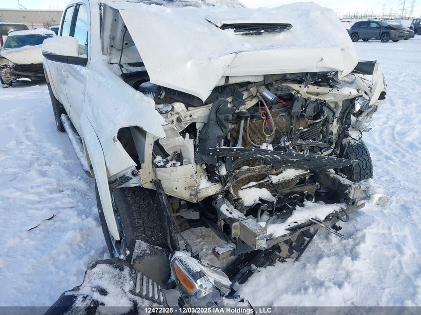 5TFDZ5BN5KX046642 2019 TOYOTA TACOMA photo no. 11