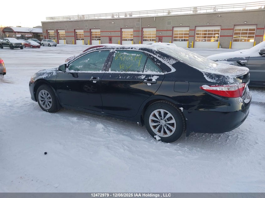 4T1BF1FKXFU094617 2015 TOYOTA CAMRY photo no. 3