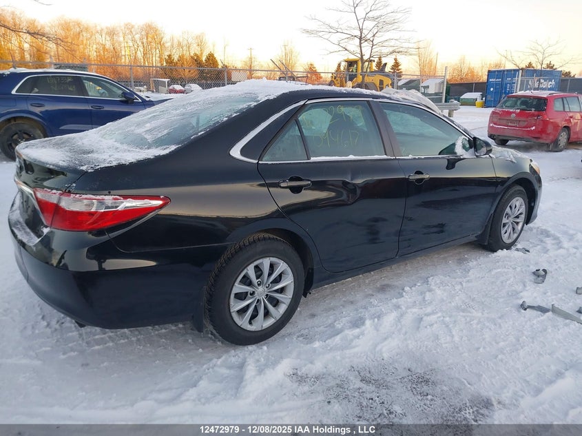 4T1BF1FKXFU094617 2015 TOYOTA CAMRY photo no. 4