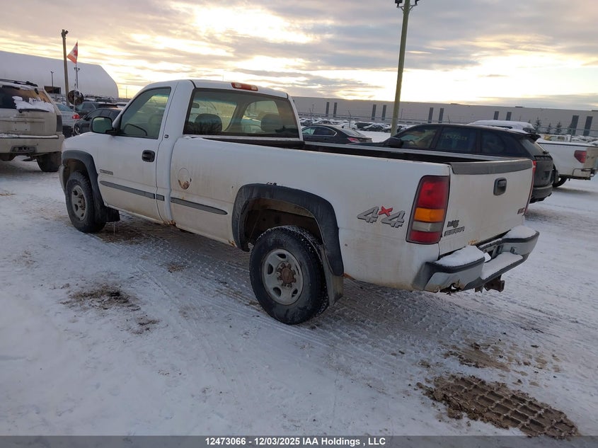 1GTGK24U2XE538505 1999 GMC SIERRA photo no. 3