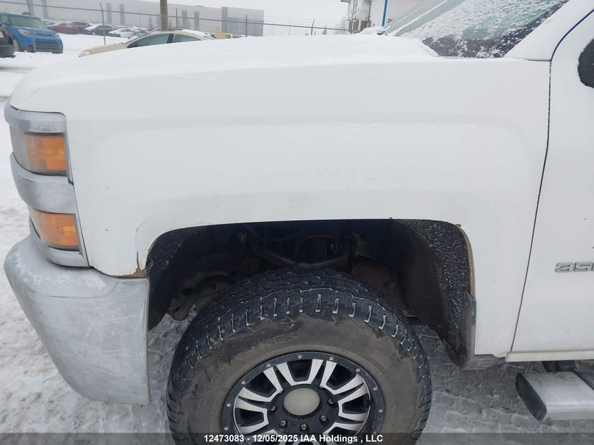 1GC3KYCG3FZ135931 2015 CHEVROLET SILVERADO photo no. 12