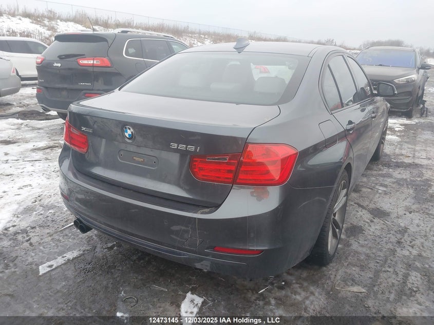 WBA3B3C51DJ976852 2013 BMW 3ER photo no. 4