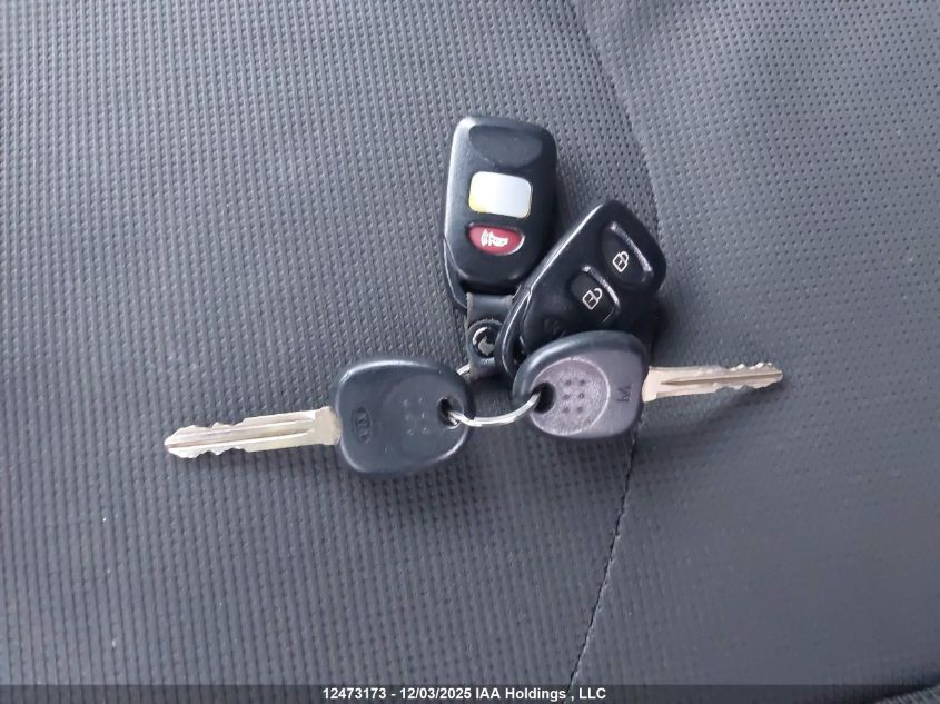 2010 Kia Soul VIN: KNDJT2A21A7082966 Lot: 12473173