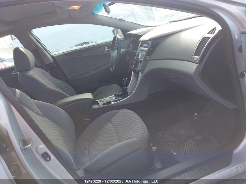 5NPEB4AC2BH032616 2011 HYUNDAI SONATA photo no. 5
