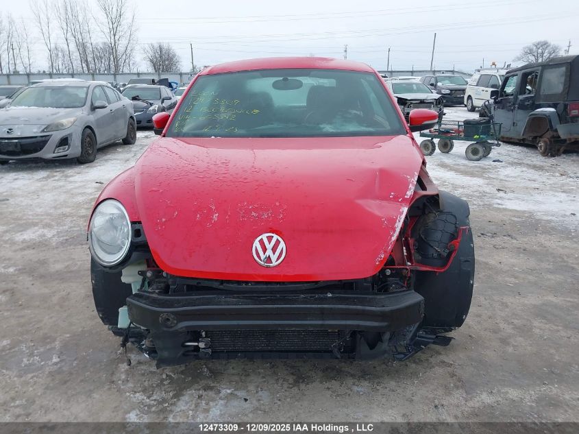 2012 Volkswagen Beetle 2.5L Comfortline/2.5L Highline/Premiere/Premiere+ VIN: 3VWJX7AT2CM605542 Lot: 12473309