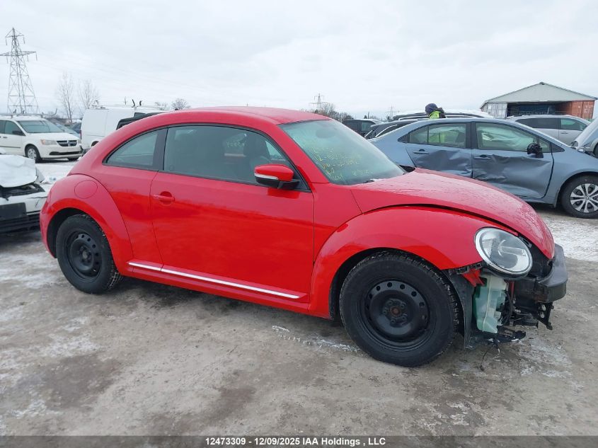2012 Volkswagen Beetle 2.5L Comfortline/2.5L Highline/Premiere/Premiere+ VIN: 3VWJX7AT2CM605542 Lot: 12473309