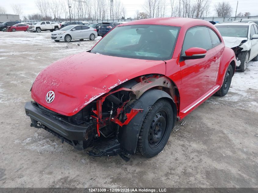 2012 Volkswagen Beetle 2.5L Comfortline/2.5L Highline/Premiere/Premiere+ VIN: 3VWJX7AT2CM605542 Lot: 12473309