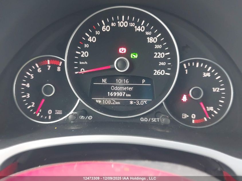 2012 Volkswagen Beetle 2.5L Comfortline/2.5L Highline/Premiere/Premiere+ VIN: 3VWJX7AT2CM605542 Lot: 12473309