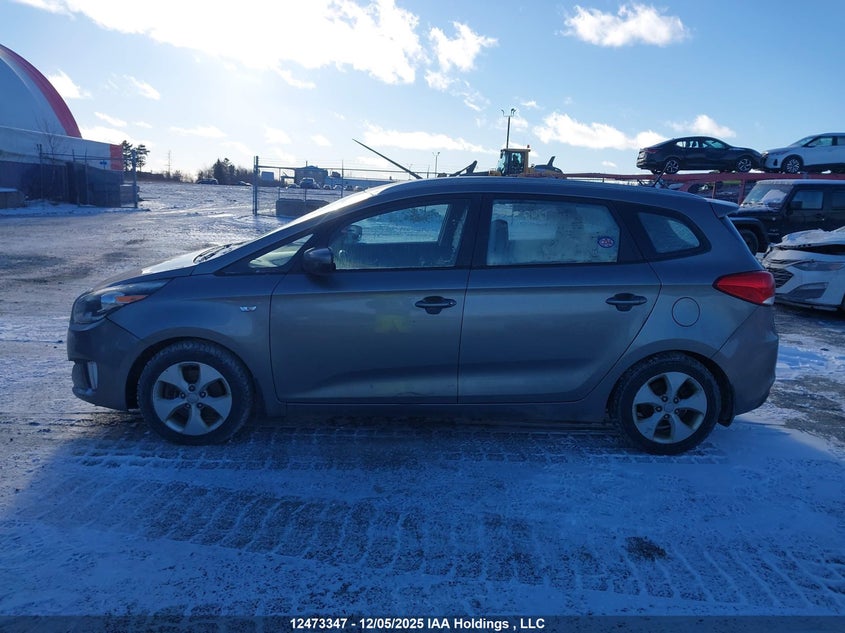 KNAHT8A38G7132262 2016 KIA RONDO photo no. 15