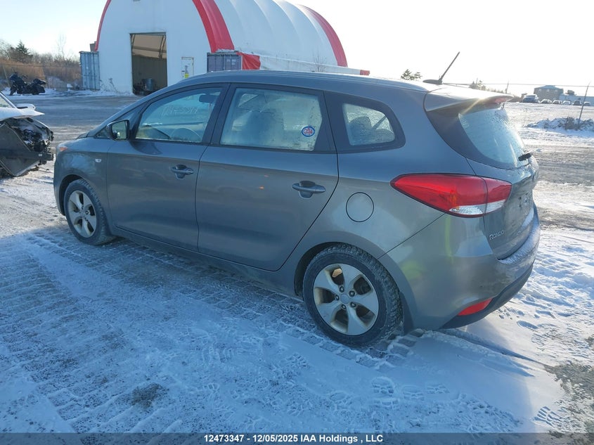 KNAHT8A38G7132262 2016 KIA RONDO photo no. 3