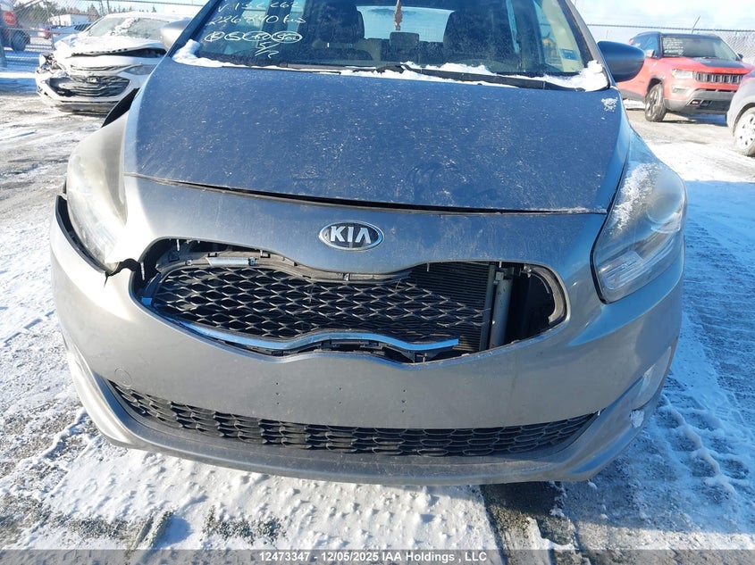 KNAHT8A38G7132262 2016 KIA RONDO photo no. 6
