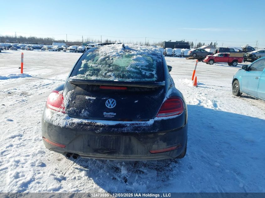 2019 Volkswagen Beetle Wolfsburg Edition VIN: 3VWJD7AT8KM716524 Lot: 12473595