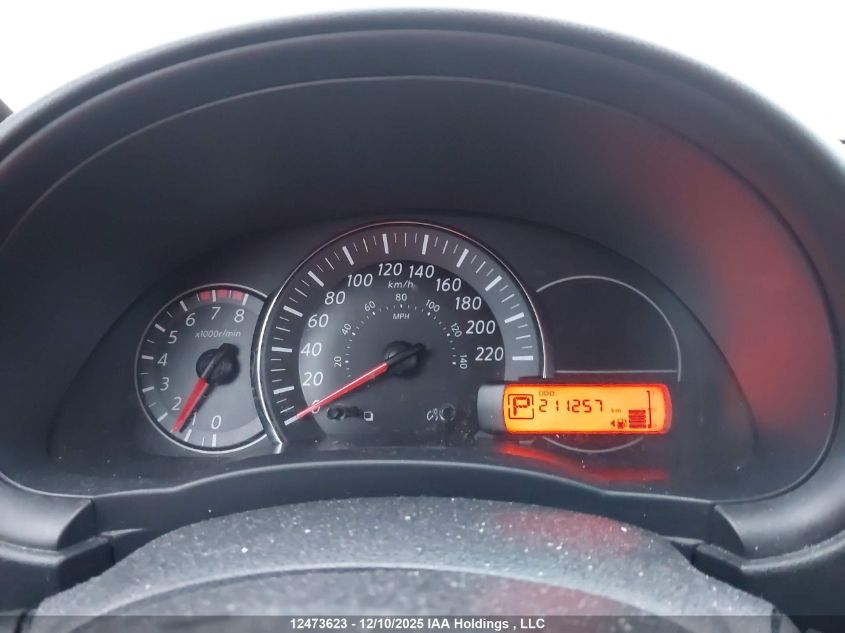 2015 Nissan Micra S/Sr/Sv VIN: 3N1CK3CP2FL226413 Lot: 12473623