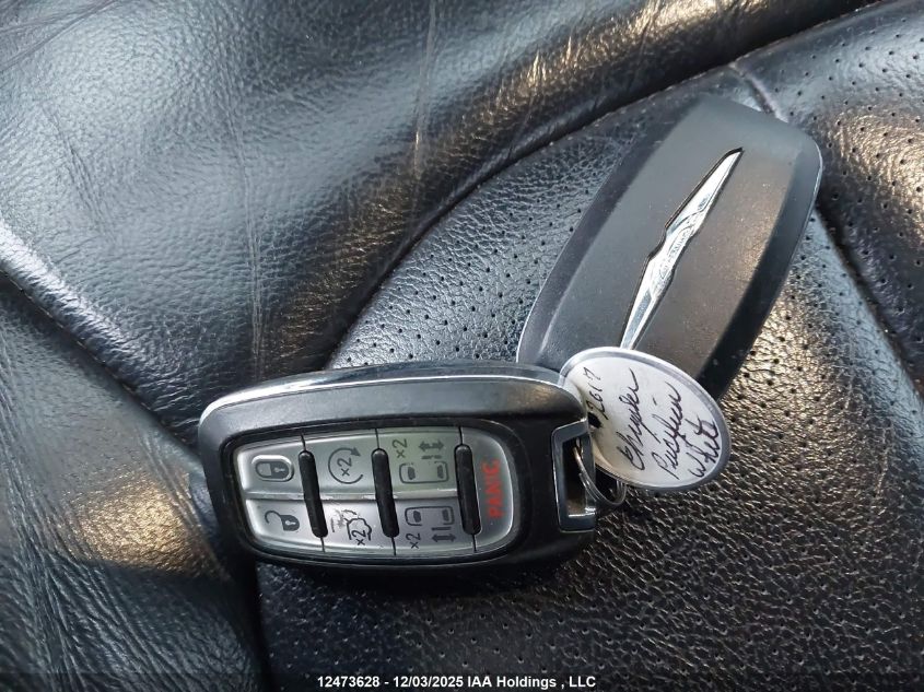 2017 Chrysler Pacifica Touring-L VIN: 2C4RC1EG6HR710368 Lot: 12473628