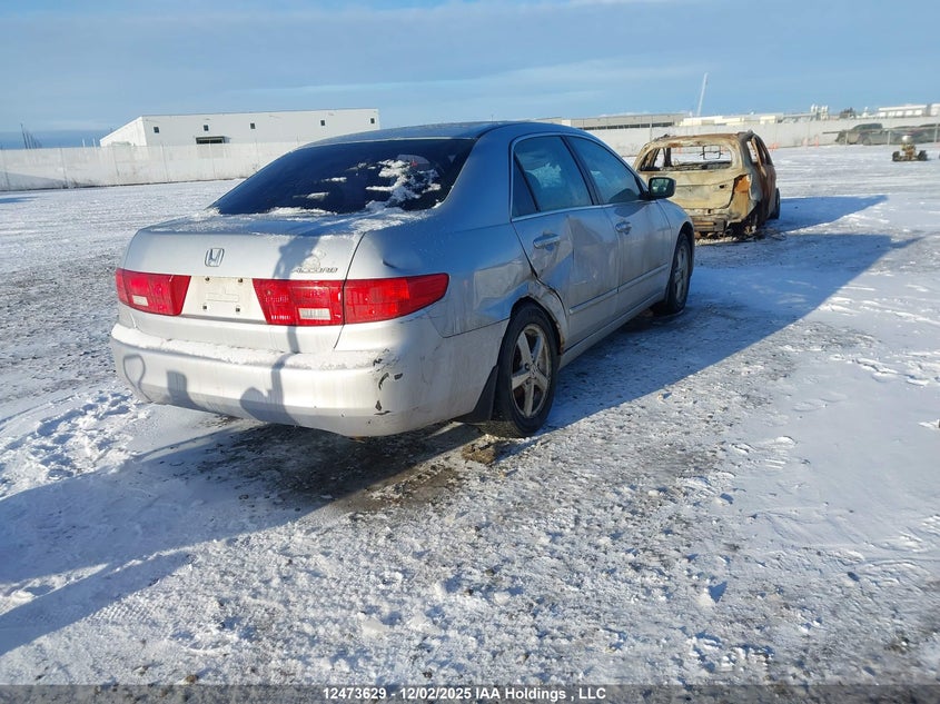 1HGCM566X5A807994 2005 HONDA ACCORD photo no. 4