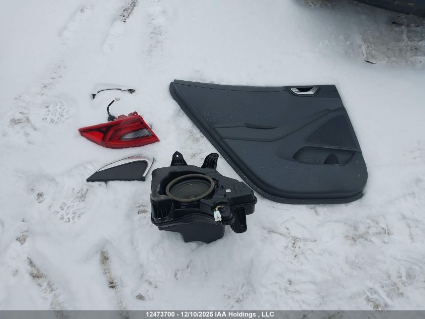 2019 Hyundai Ioniq Plug-In Hybrid Preferred VIN: KMHC65LD6KU105821 Lot: 12473700