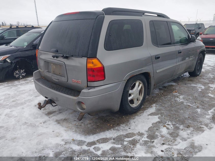 1GKET16S266124664 2006 GMC ENVOY photo no. 4