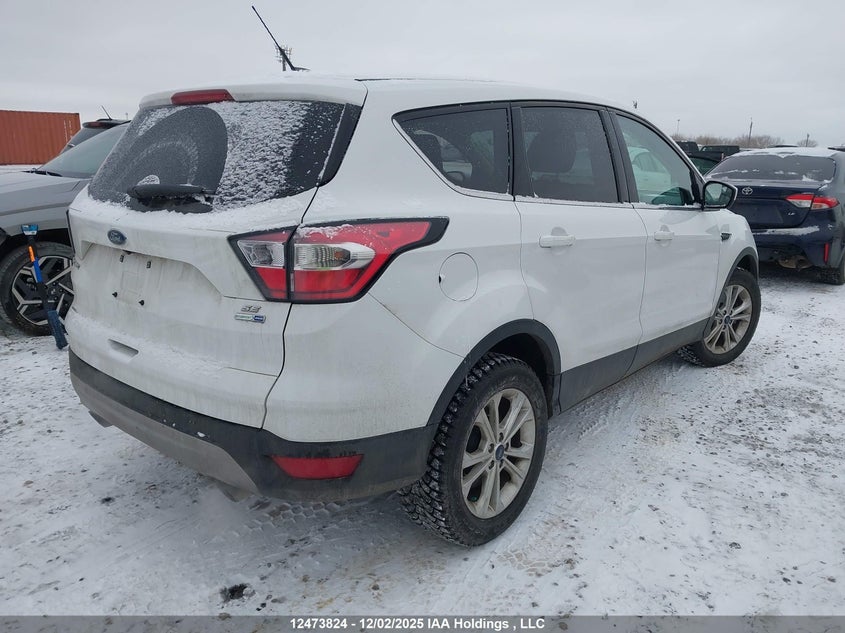 1FMCU9GD5HUD61822 2017 FORD ESCAPE photo no. 4