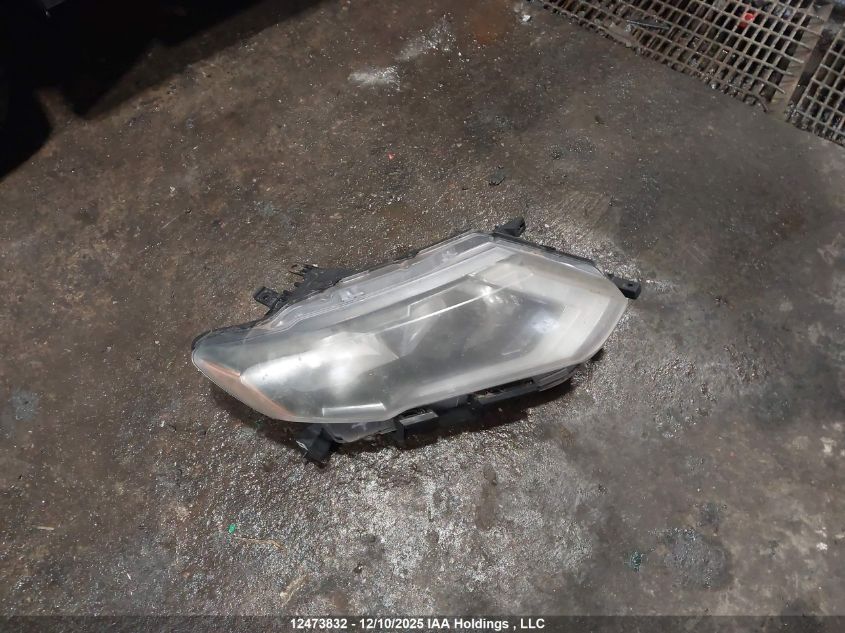 2018 Nissan Rogue Sv/Sl VIN: 5N1AT2MV9JC797907 Lot: 12473832