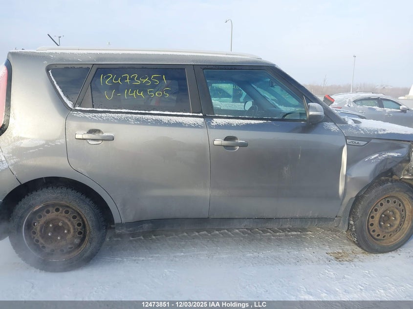 KNDJP3A58F7144505 2015 KIA SOUL photo no. 14