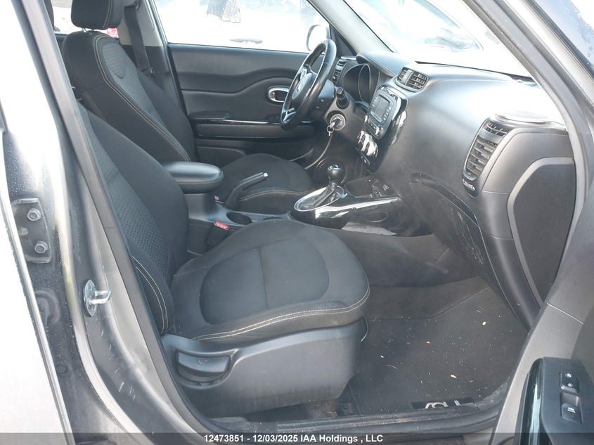 KNDJP3A58F7144505 2015 KIA SOUL photo no. 5