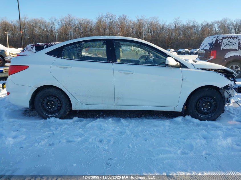 KMHCT4AE2FU827565 2015 HYUNDAI ACCENT photo no. 14
