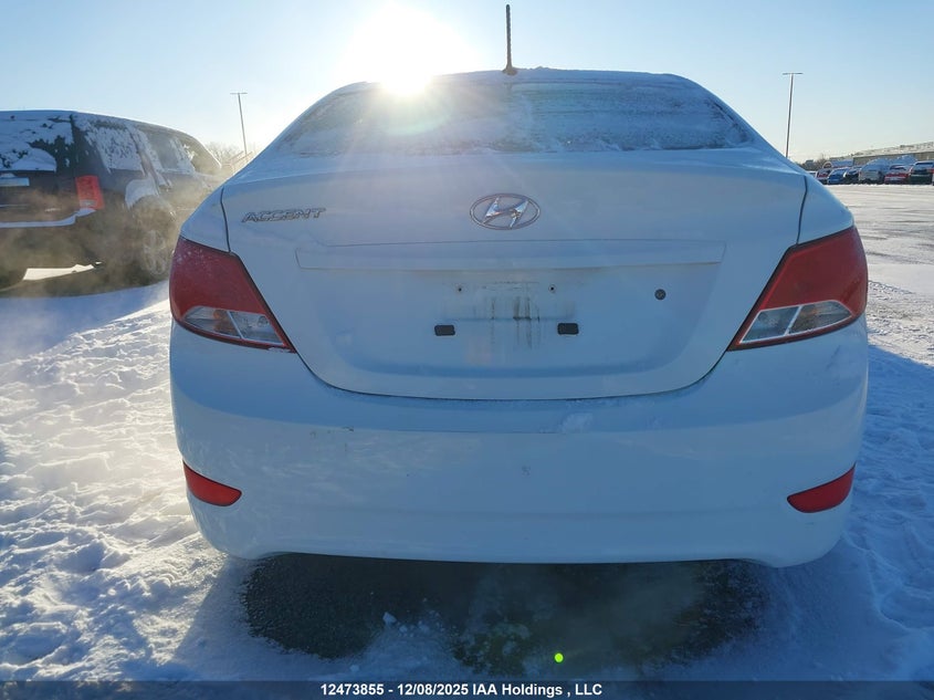 KMHCT4AE2FU827565 2015 HYUNDAI ACCENT photo no. 17
