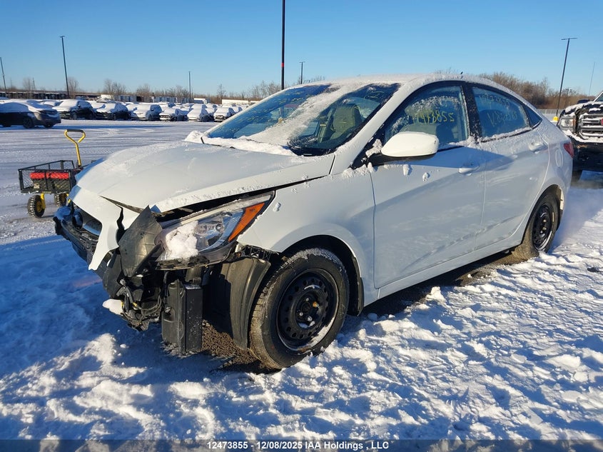 KMHCT4AE2FU827565 2015 HYUNDAI ACCENT photo no. 2