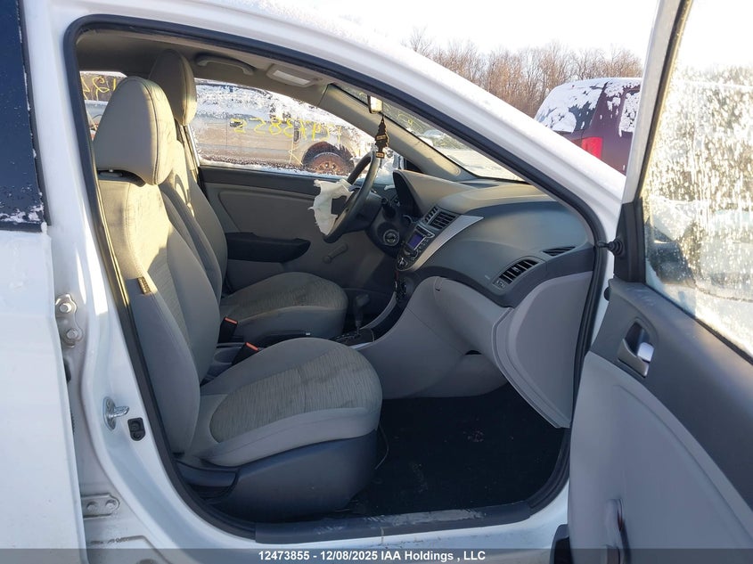 KMHCT4AE2FU827565 2015 HYUNDAI ACCENT photo no. 5