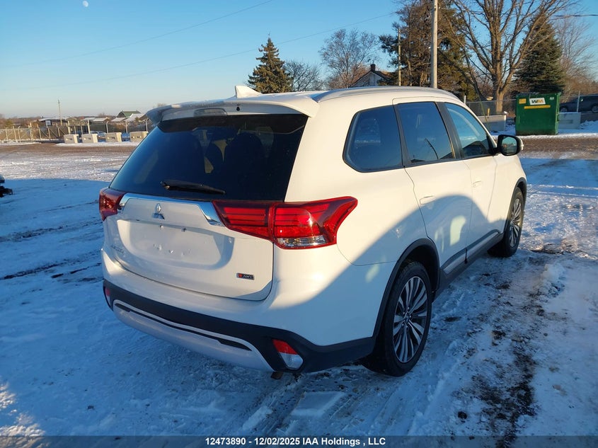 JA4AZ2A38LZ612603 2020 MITSUBISHI OUTLANDER photo no. 4