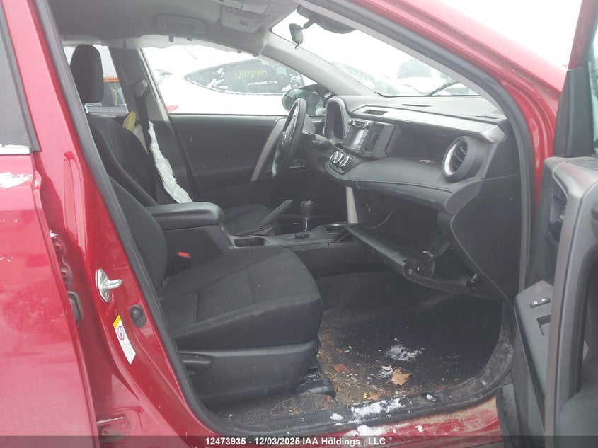 2T3ZFREV0HW378860 2017 TOYOTA RAV 4 photo no. 5