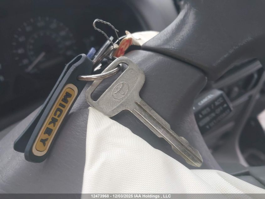 2000 Toyota Corolla Ce/Le VIN: 2T1BR12E7YC805167 Lot: 12473968