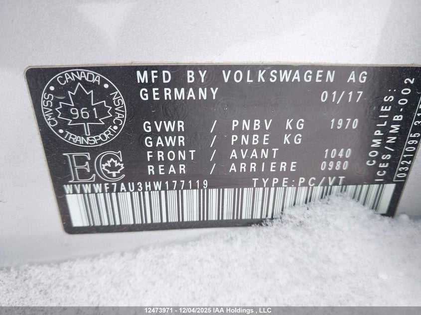 WVWWF7AU3HW177119 2017 VOLKSWAGEN GOLF R photo no. 9