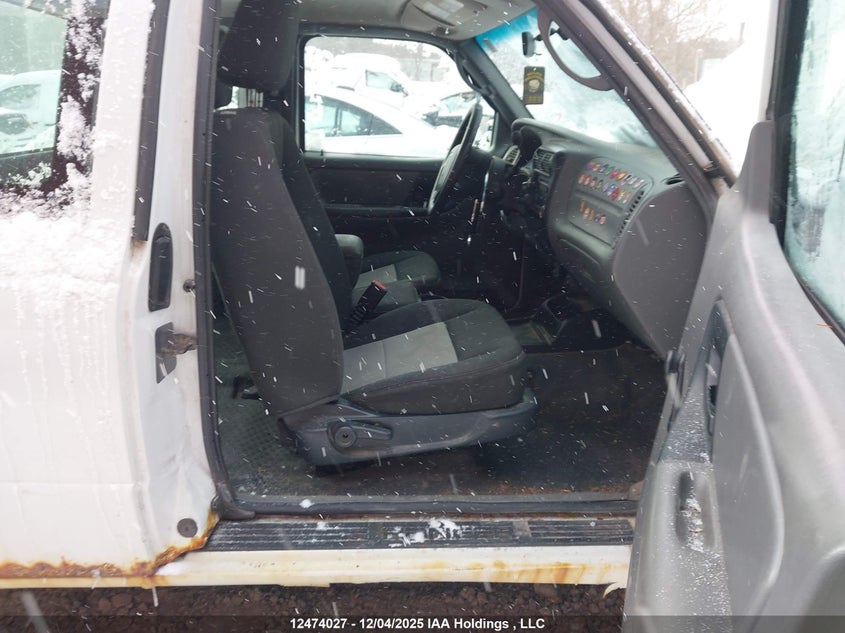 1FTKR4ED8BPA47806 2011 FORD RANGER photo no. 5