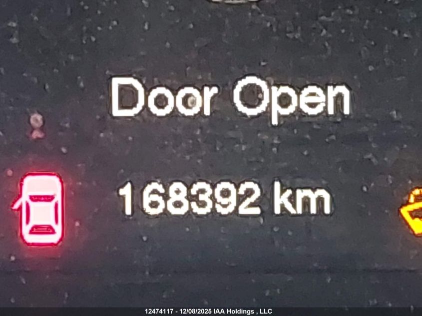 2014 Jeep Cherokee Latitude VIN: 1C4PJLCBXEW101013 Lot: 12474117