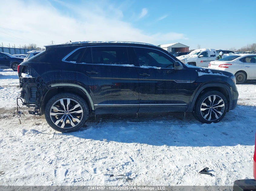 1V2FE2CA9PC218831 2023 VOLKSWAGEN ATLAS CROSS SPORT photo no. 14