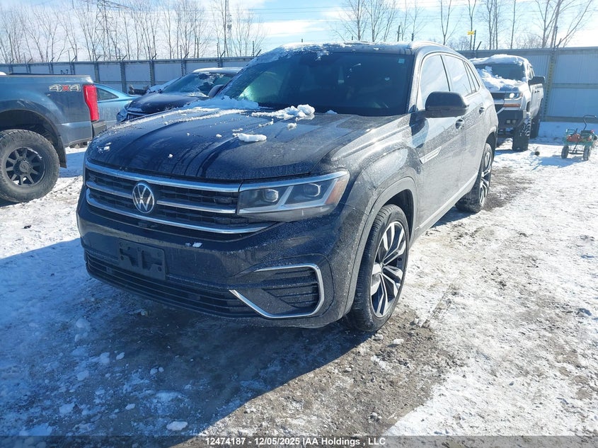 1V2FE2CA9PC218831 2023 VOLKSWAGEN ATLAS CROSS SPORT photo no. 2
