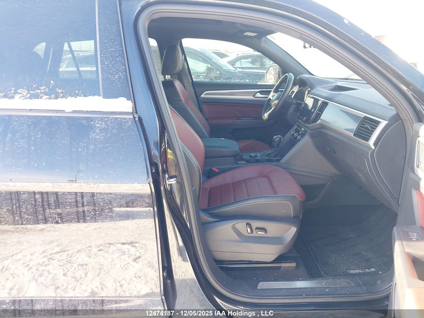 1V2FE2CA9PC218831 2023 VOLKSWAGEN ATLAS CROSS SPORT photo no. 5