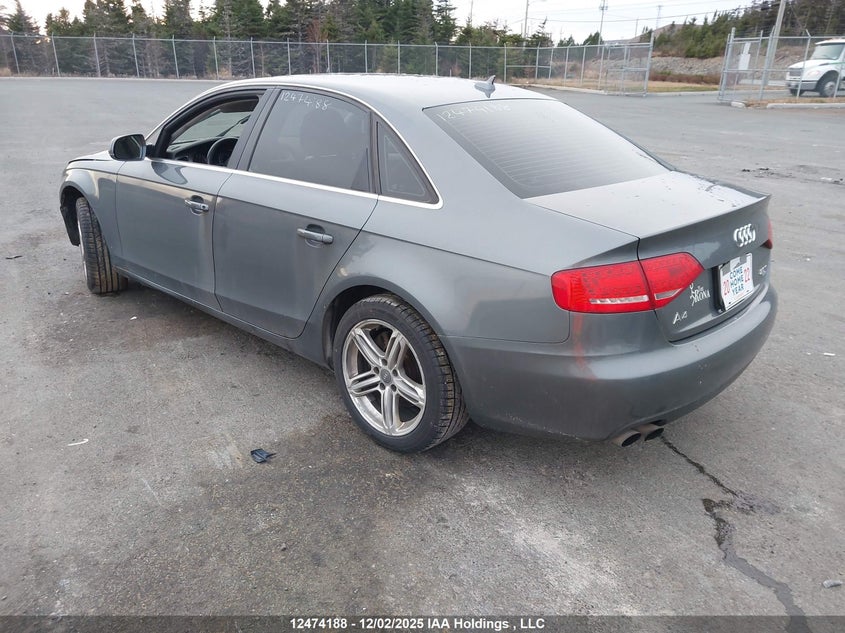 WAUFFCFL0CA112949 2012 AUDI A4 photo no. 3