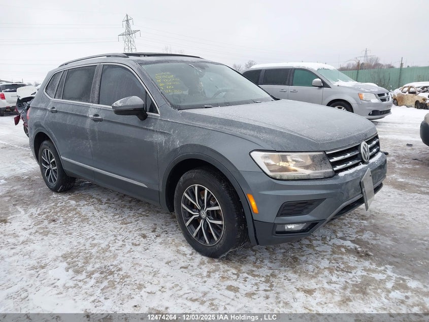 3VV2B7AX4KM186098 2019 Volkswagen Tiguan Comfortline auction photo 1