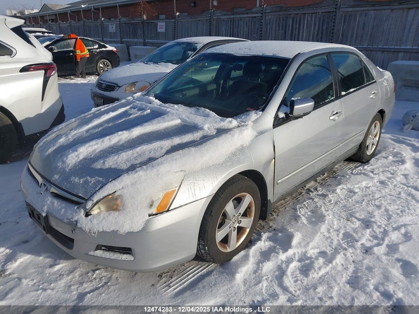 1HGCM56137A804975 2007 HONDA ACCORD photo no. 2