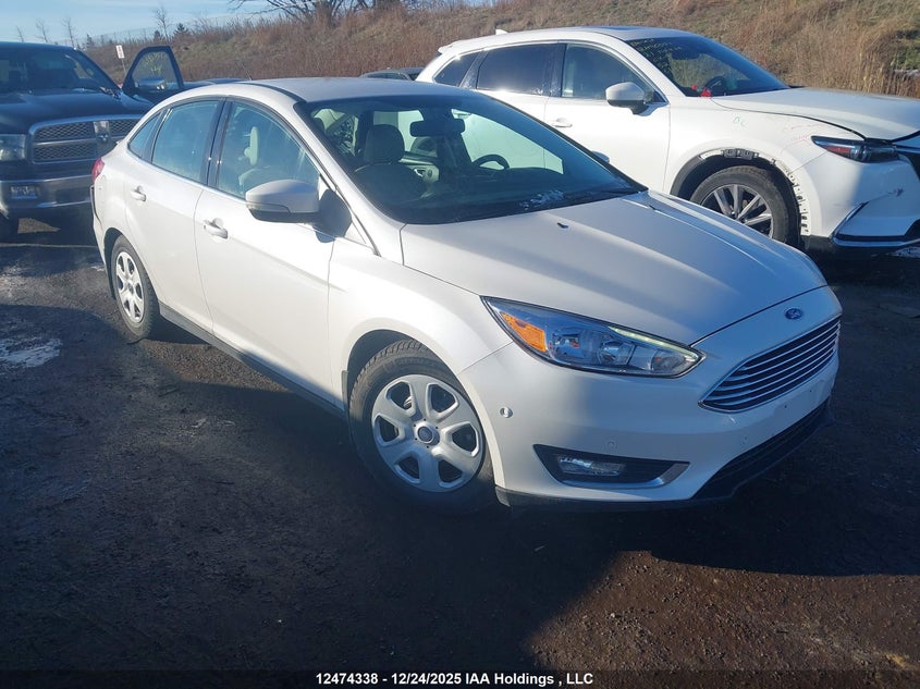 1FADP3J25GL206220 2016 Ford Focus Titanium auction photo 1